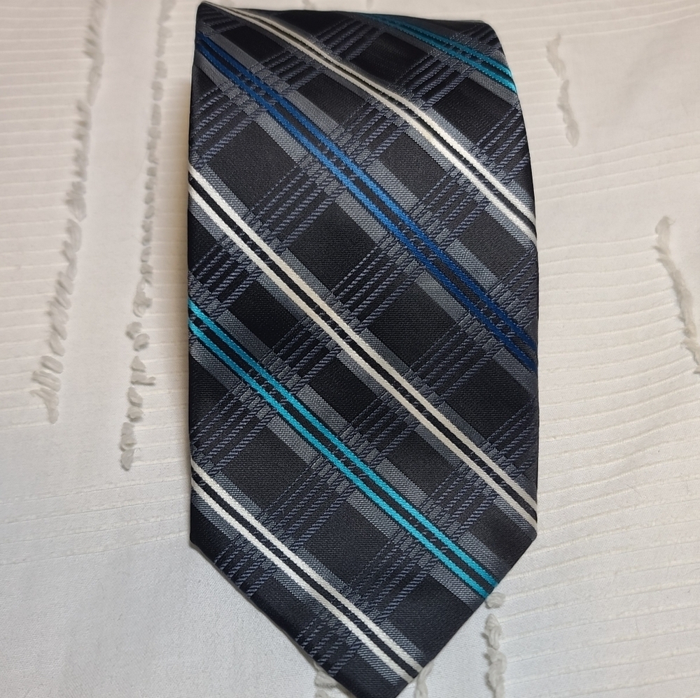 Joseph & Feiss Black & Blue Striped Neck Tie